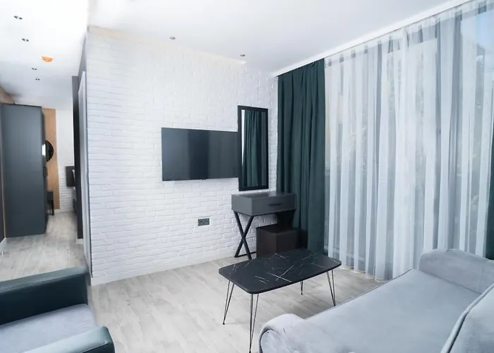 Estera Hotel Silent